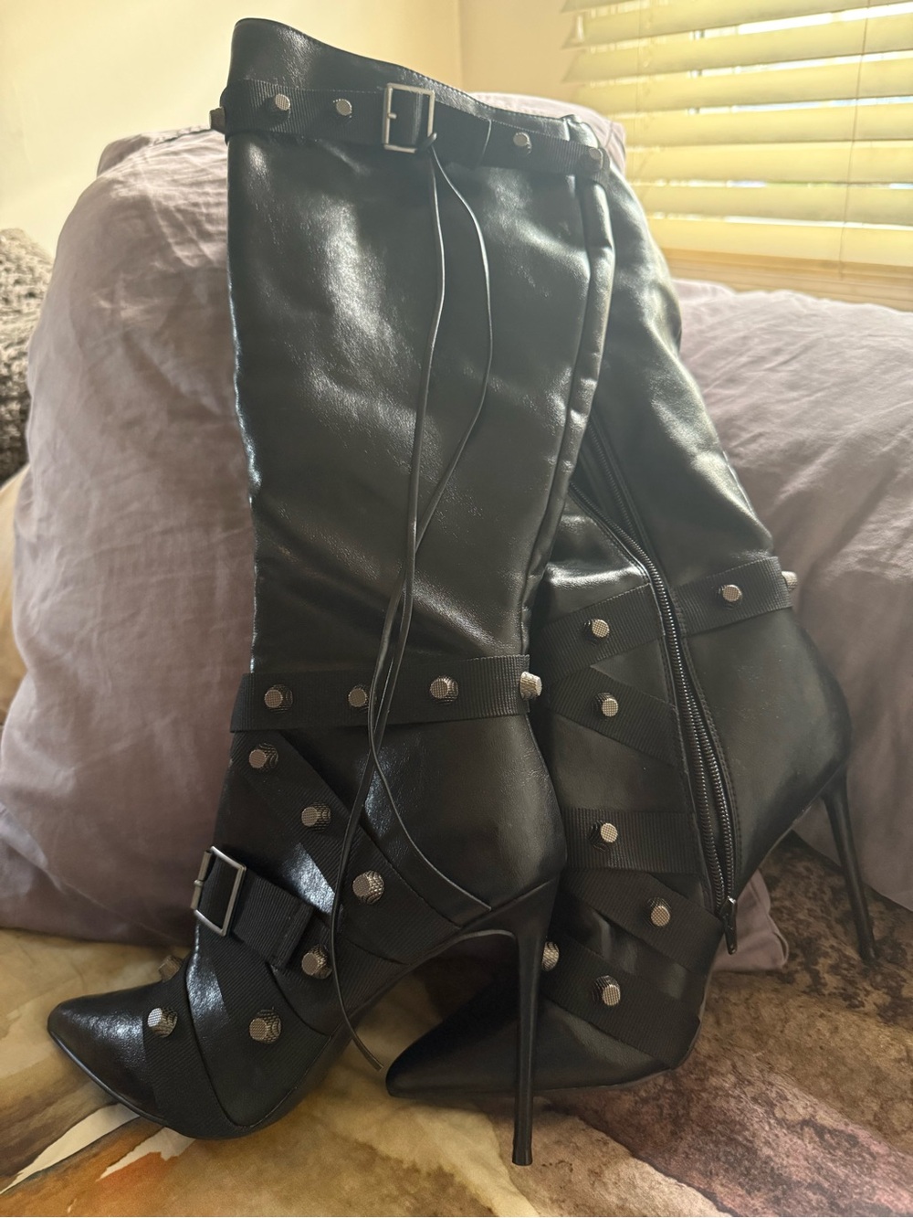 STEVE MADDEN *FINK* BOOTS (W10)